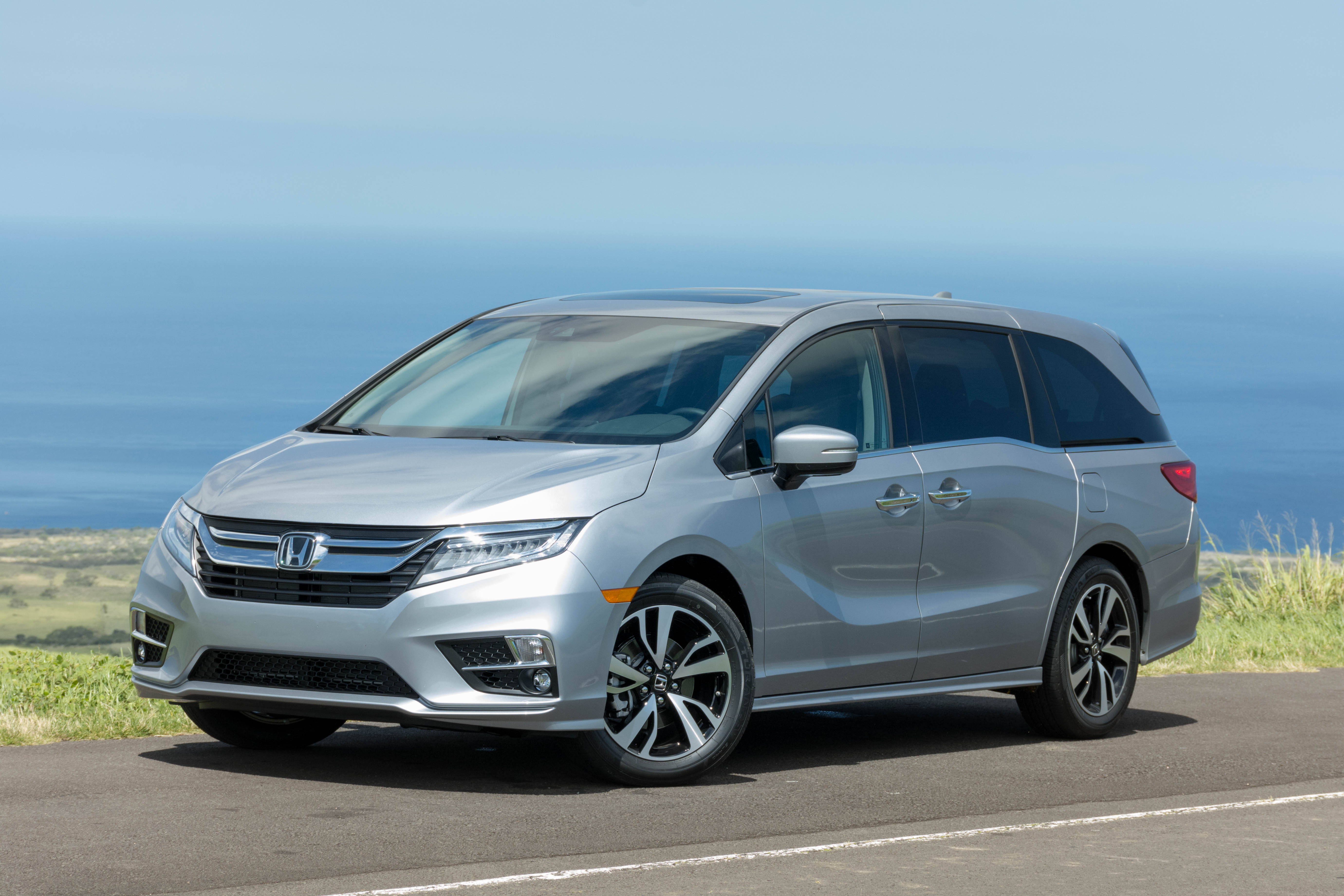 Какое масло лучше заливать в двигатель Honda Odyssey